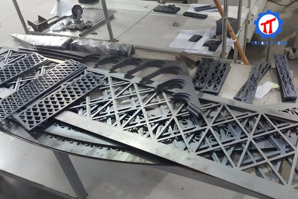 What is laser cutting of stainless steel?