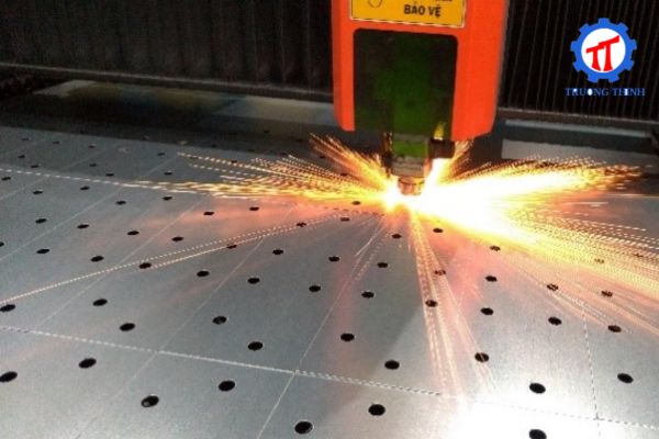 Gia công cắt laser theo yêu cầu - Cơ Khí Trường Thịnh