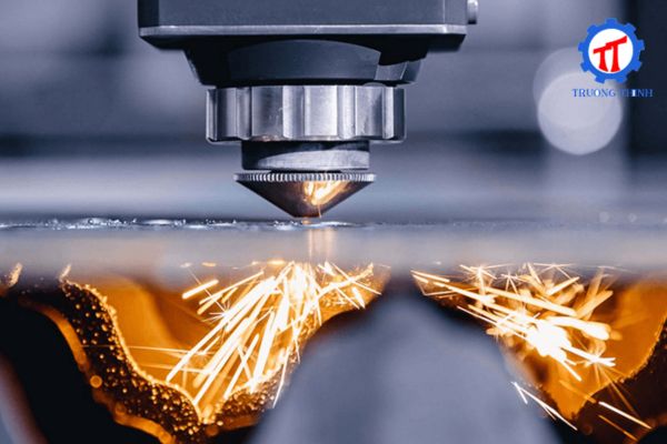 Cắt laser là gì? Đơn vị gia công uy tín, chất lượng 2026